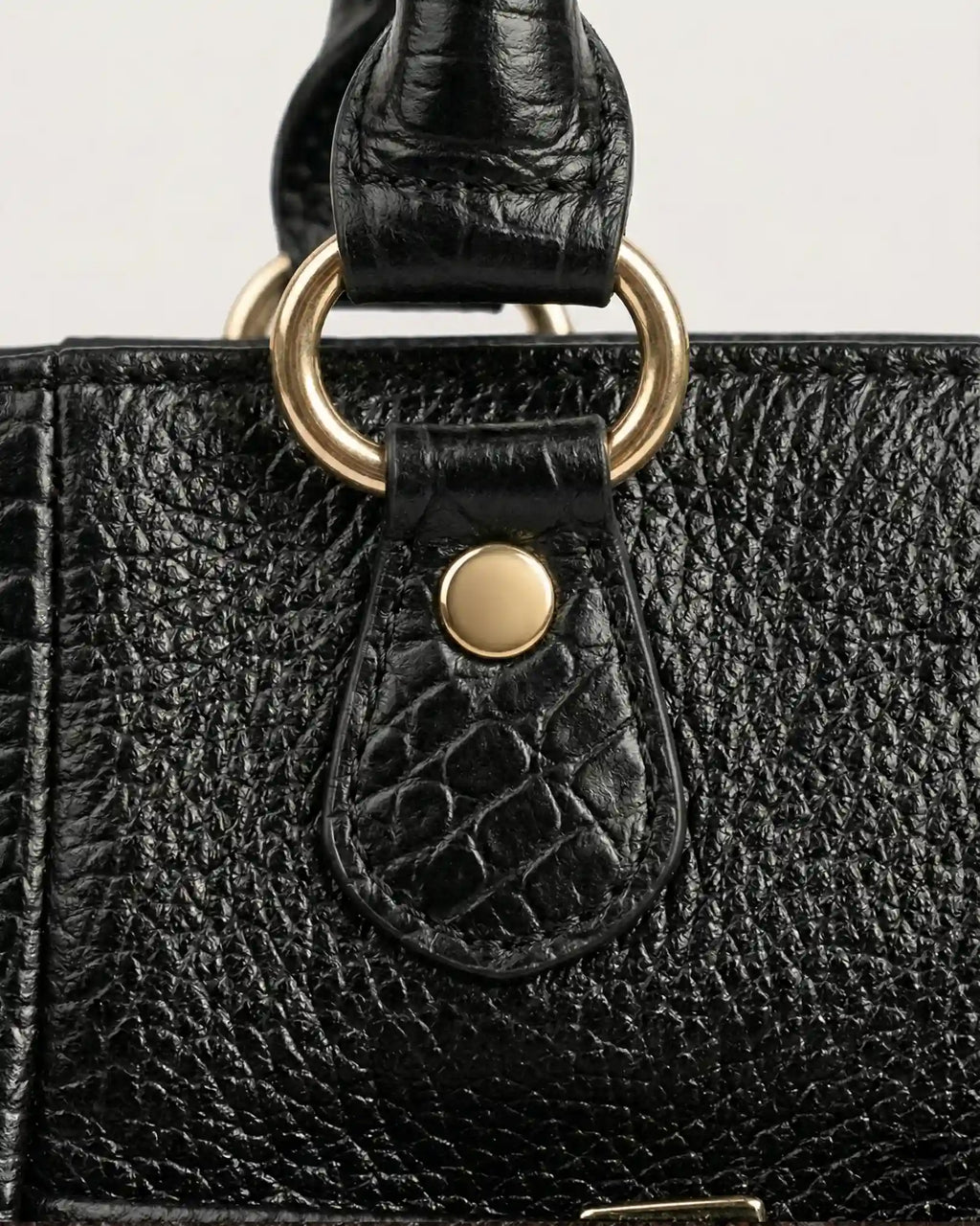 Savina Leather Handbag