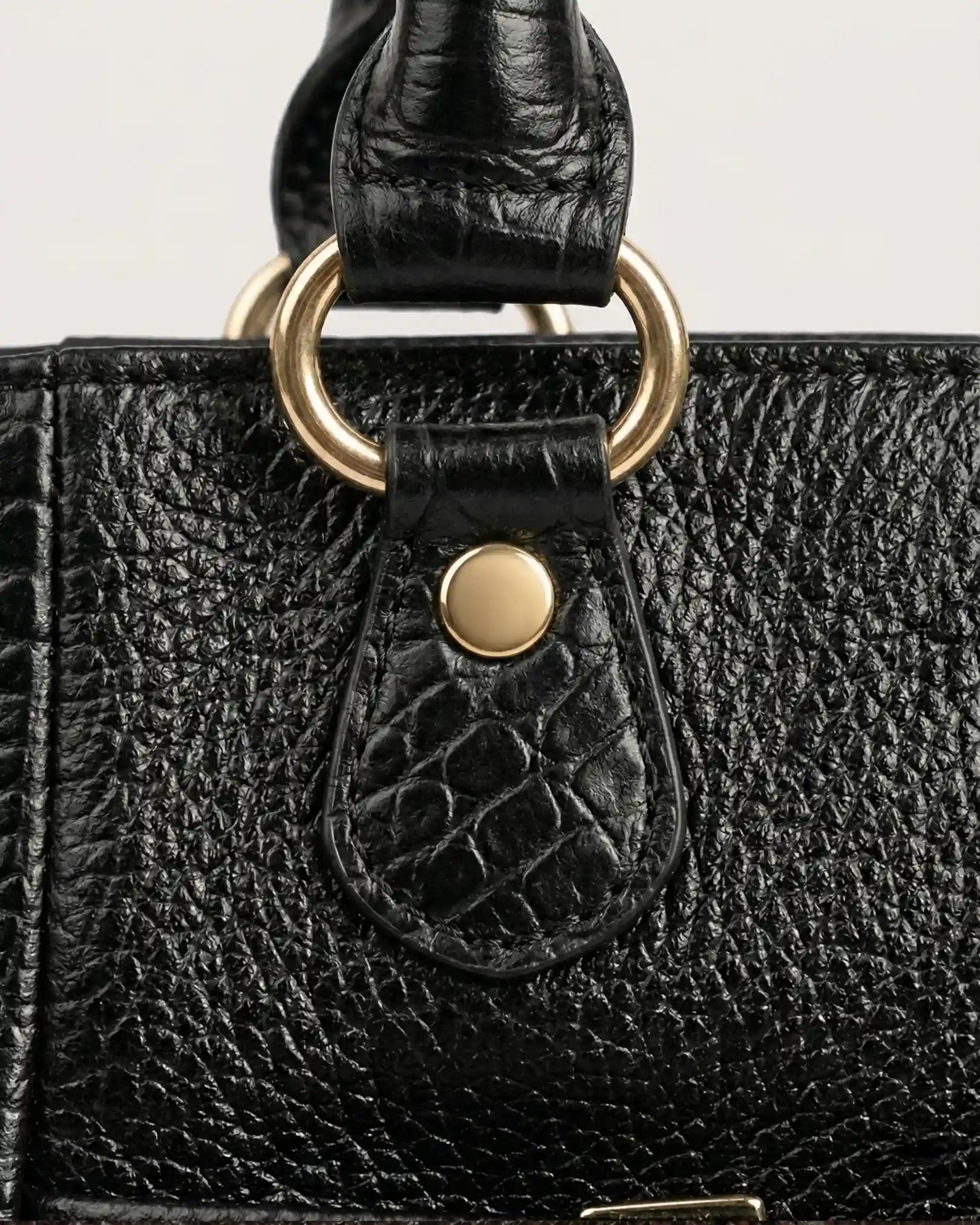 Savina Leather Handbag